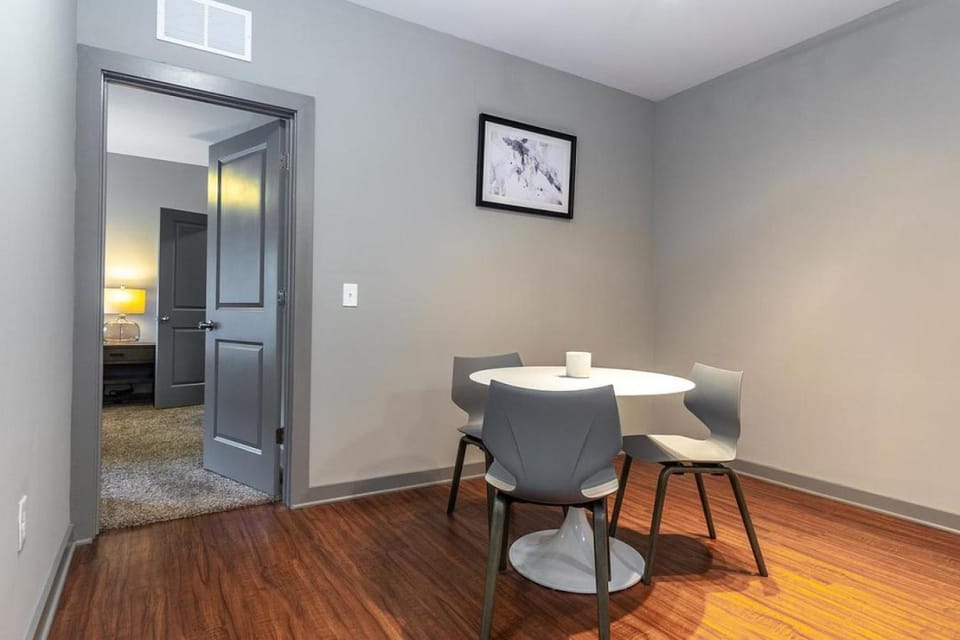 Landing - Modern Apartment with Amazing Amenities (ID5505) Apartment in Vestavia Hills