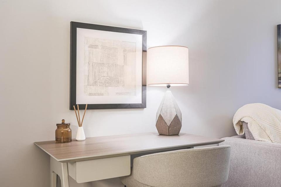 Landing - Modern Apartment with Amazing Amenities (ID2652) Apartment in Los Angeles