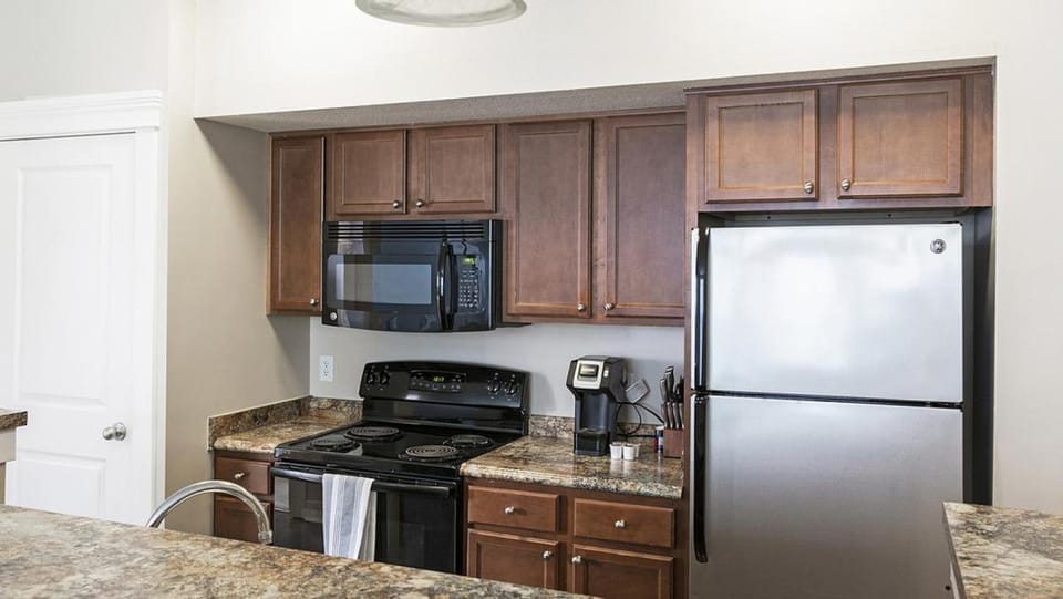 Landing - Modern Apartment with Amazing Amenities (ID7744X74) Apartment in Westfield