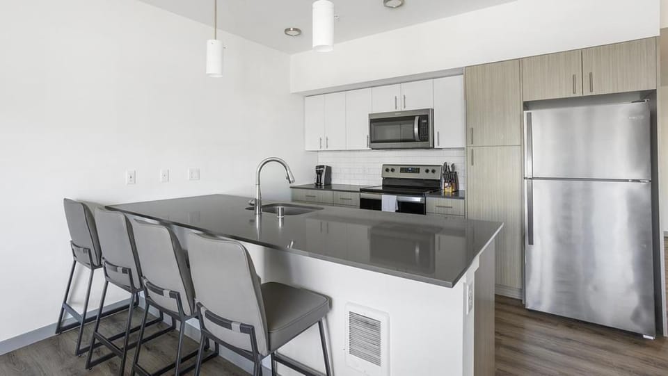 Landing - Modern Apartment with Amazing Amenities (ID7323X33) Apartment in Kent
