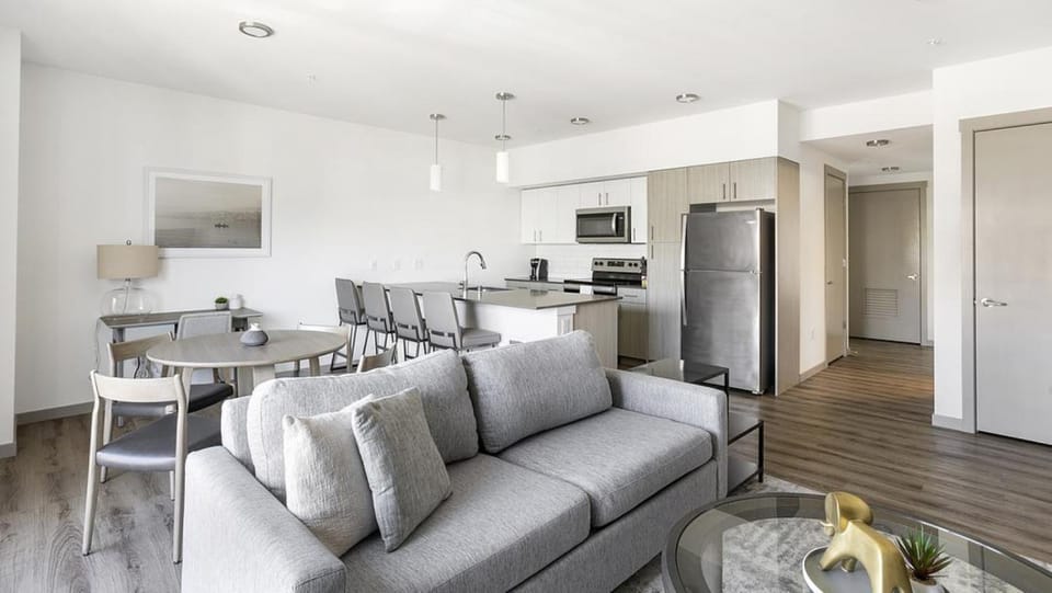 Landing - Modern Apartment with Amazing Amenities (ID7323X33) Apartment in Kent