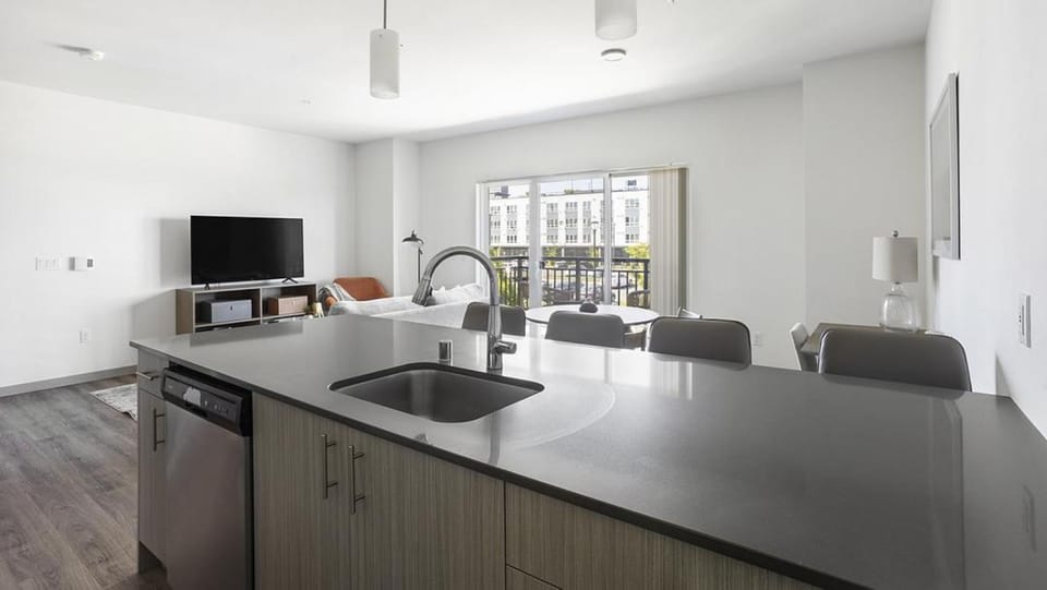 Landing - Modern Apartment with Amazing Amenities (ID7323X33) Apartment in Kent
