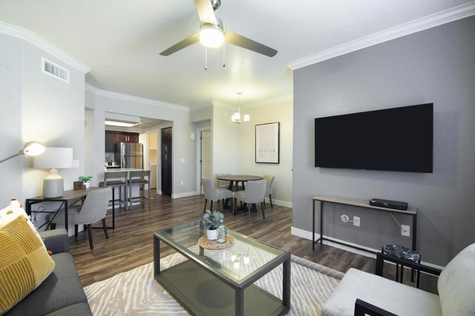Landing - Modern Apartment with Amazing Amenities (ID2263X89) Apartment in Tempe