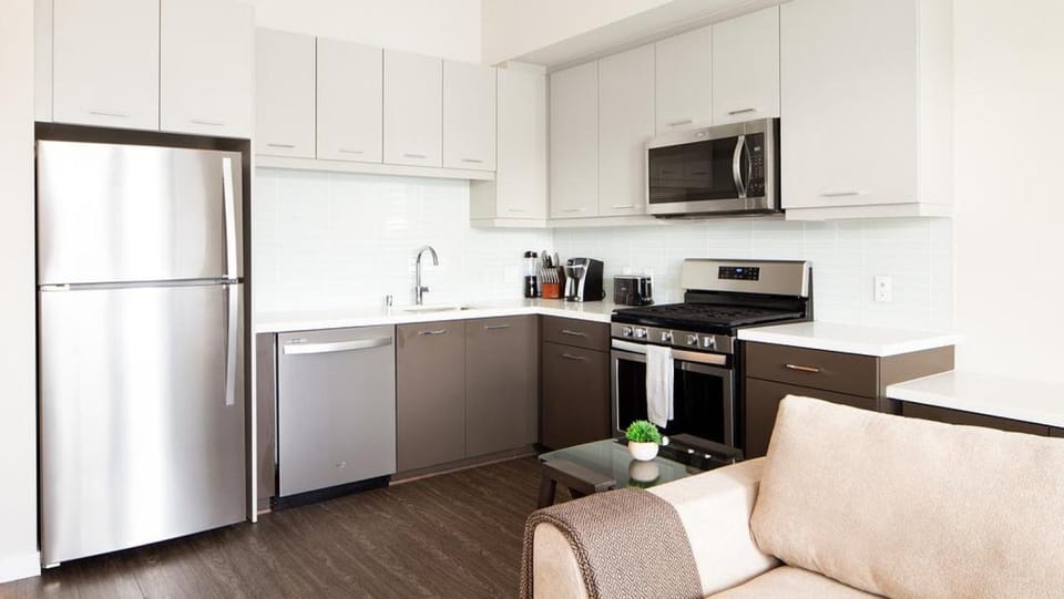 Landing - Modern Apartment with Amazing Amenities (ID8293X73) Apartment in San Diego