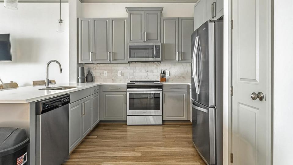 Landing - Modern Apartment with Amazing Amenities (ID9119X95) Apartment in Richardson