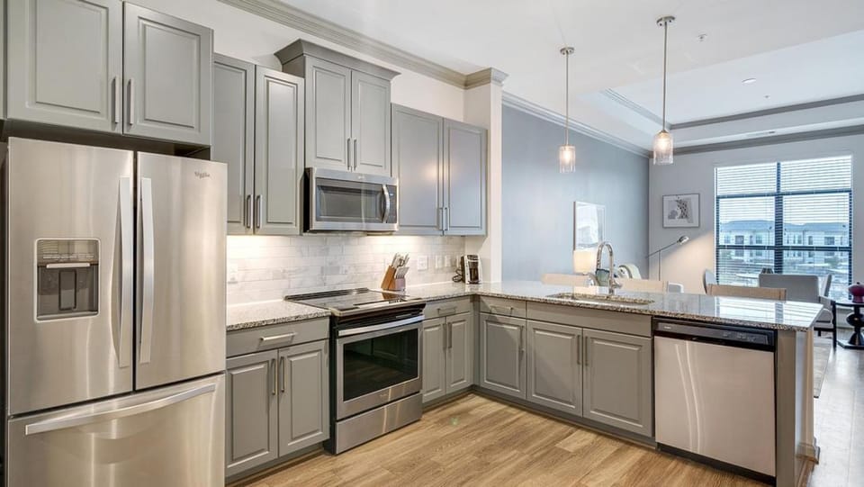Landing - Modern Apartment with Amazing Amenities (ID8403X71) Apartment in Richardson