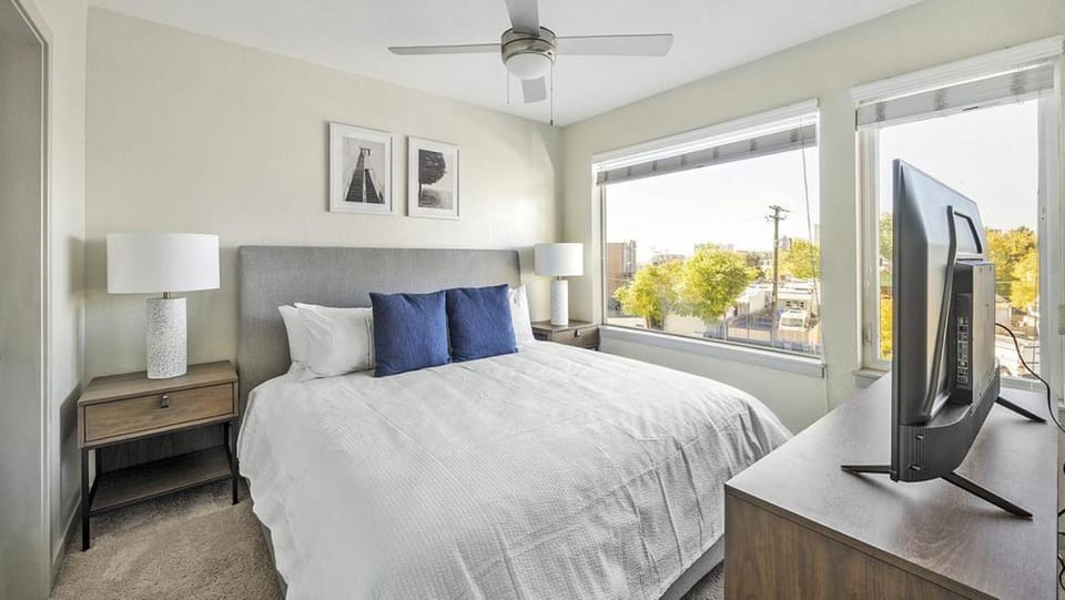 Landing - Modern Apartment with Amazing Amenities (ID7329X73) Apartment in Denver