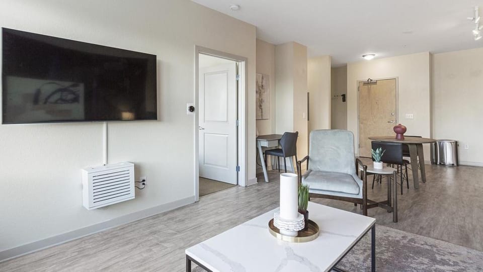 Landing - Modern Apartment with Amazing Amenities (ID3173X48) Apartment in Denver