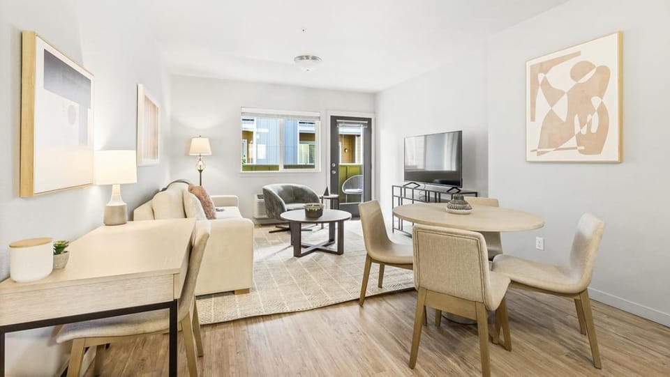 Landing - Modern Apartment with Amazing Amenities (ID7029X00) Apartment in Washington