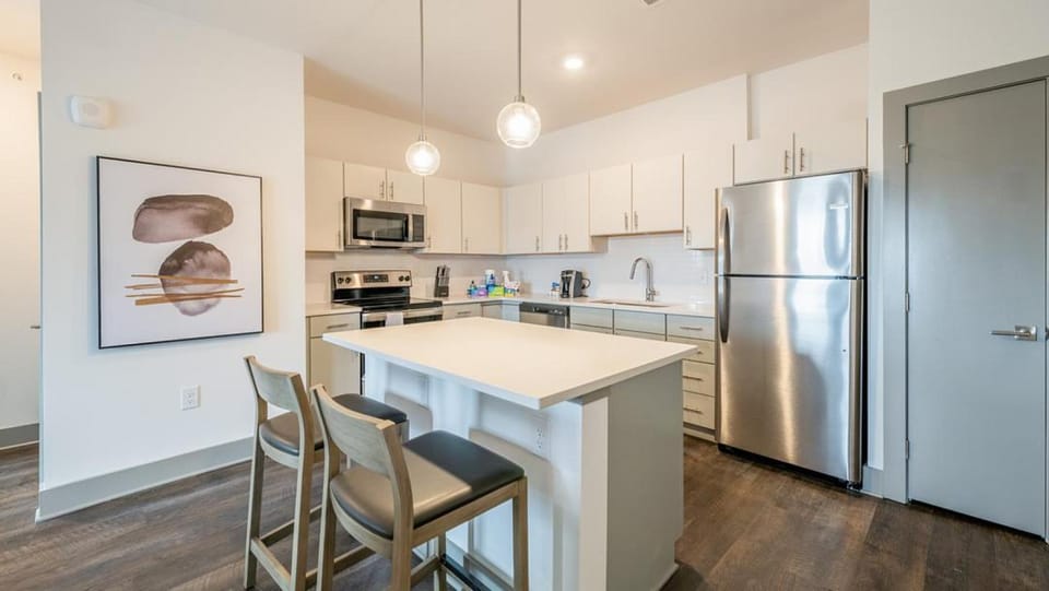 Landing - Modern Apartment with Amazing Amenities (ID7707X96) Apartment in Nashville