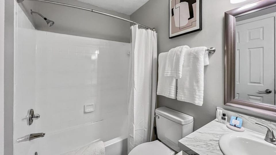 Landing - Modern Apartment with Amazing Amenities (ID8625X94) Apartment in Sarasota