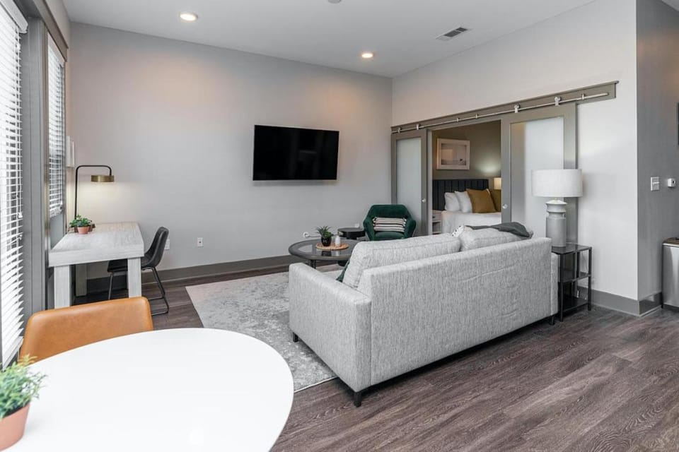 Landing - Modern Apartment with Amazing Amenities (ID2255) Apartment in Dallas