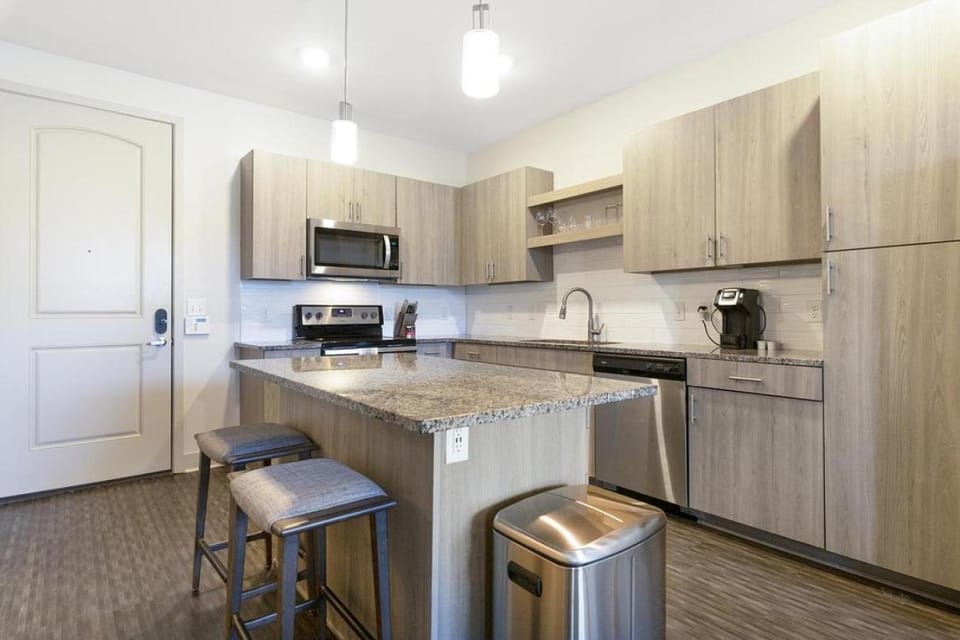 Landing Modern Apartment with Amazing Amenities ID8348X93 Apartment in Kansas City