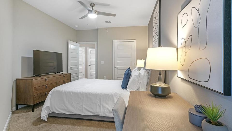 Landing - Modern Apartment with Amazing Amenities (ID8830X56) Apartment in San Antonio