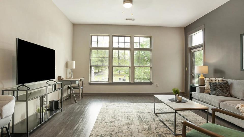 Landing - Modern Apartment with Amazing Amenities (ID1996X19) Apartment in Charlotte