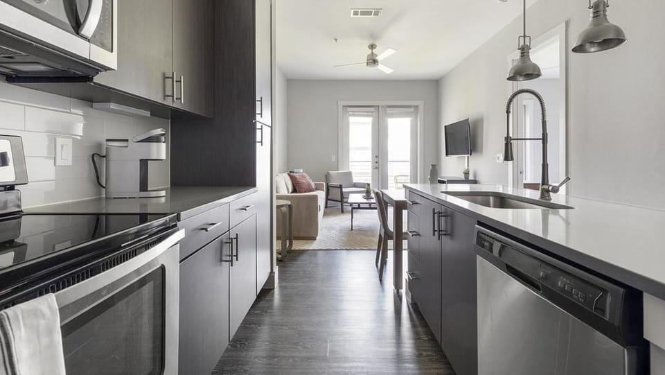 Landing - Modern Apartment with Amazing Amenities (ID9386X84) Apartment in Fort Worth