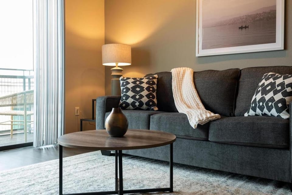 Landing - Modern Apartment with Amazing Amenities (ID1776X11) Apartment in Austin