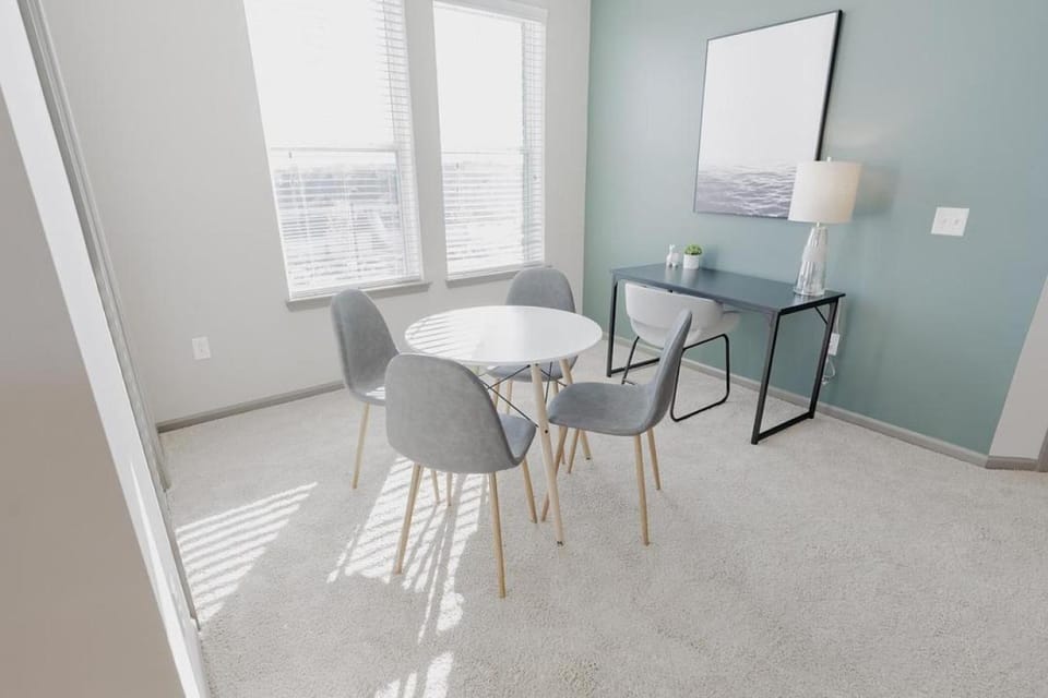 Landing - Modern Apartment with Amazing Amenities (ID3254X53) Apartment in Cornelius