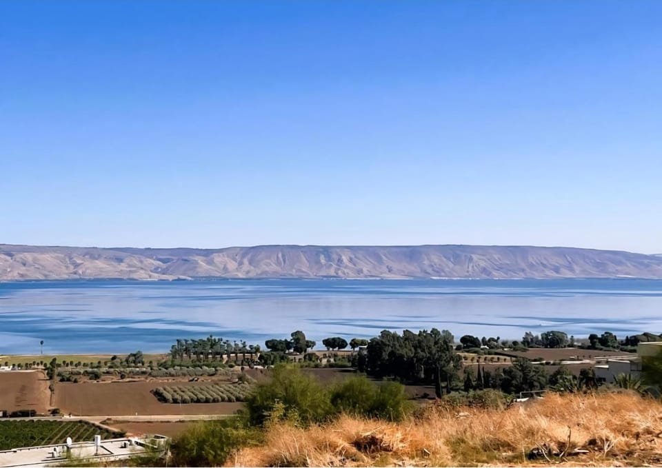 Balcony/Terrace, Lake view, Mountain view, River view, Sea view