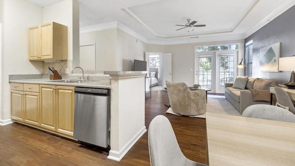 Landing - Modern Apartment with Amazing Amenities (ID1216X611) Apartment in Georgia