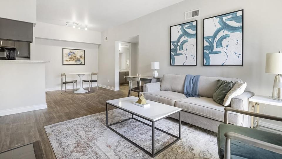 Landing - Modern Apartment with Amazing Amenities (ID1315X602) Apartment in Las Vegas