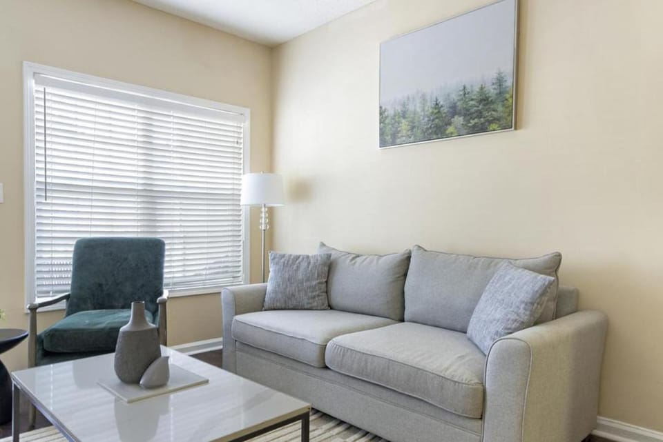 Landing - Modern Apartment with Amazing Amenities (ID3021X86) Apartment in Sandy Springs