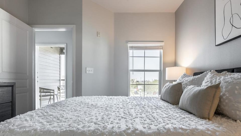 Landing - Modern Apartment with Amazing Amenities (ID4370X33) Apartment in Nueces County