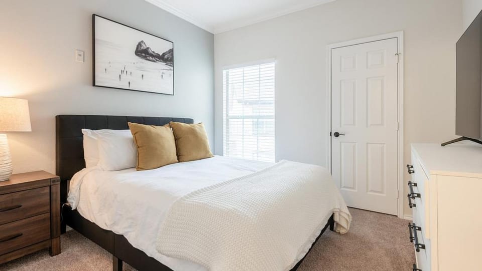 Landing - Modern Apartment with Amazing Amenities (ID2679X34) Apartment in Fort Worth