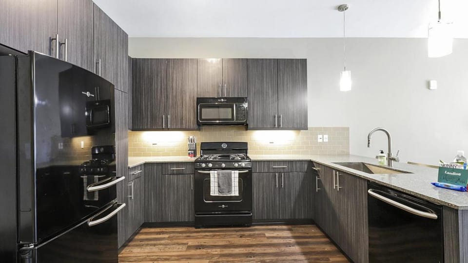 Landing - Modern Apartment with Amazing Amenities (ID6646) Apartment in Sandy