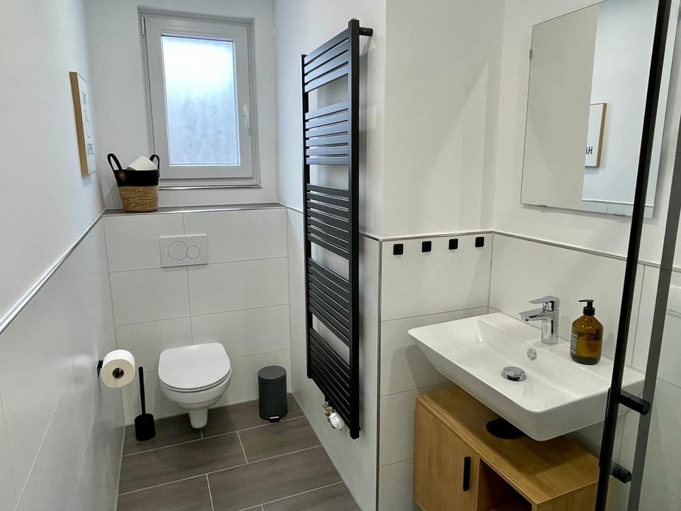 Toilet, Bathroom
