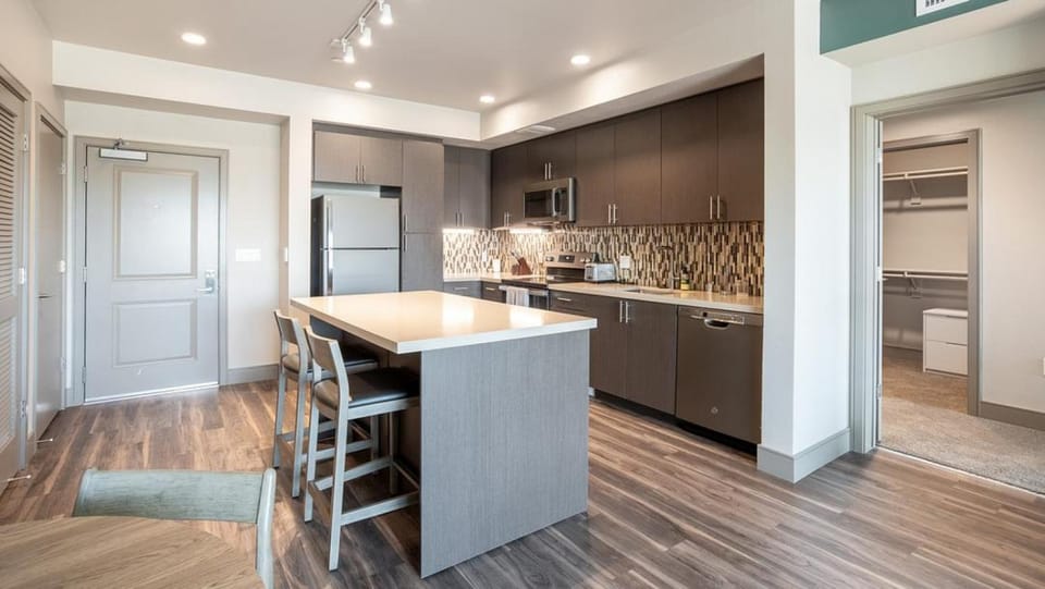 Landing - Modern Apartment with Amazing Amenities (ID2499X88) Apartment in San Jose