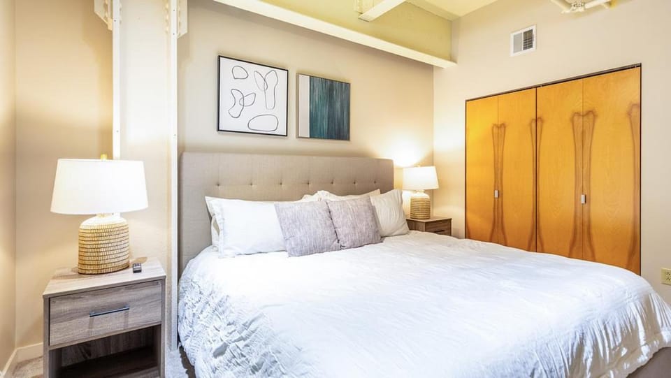 Landing - Modern Apartment with Amazing Amenities (ID1614X51) Apartment in Pittsburgh