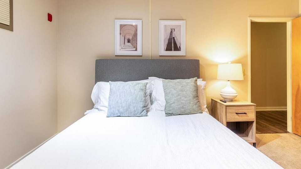 Landing - Modern Apartment with Amazing Amenities (ID1614X51) Apartment in Pittsburgh