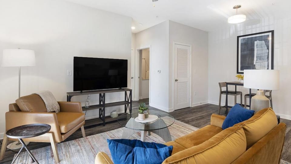 Landing - Modern Apartment with Amazing Amenities (ID4693X56) Apartment in Suffolk