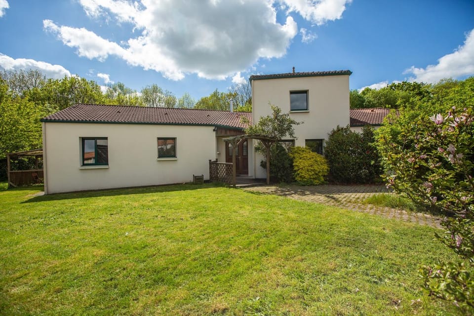 Property building, Garden, Garden view