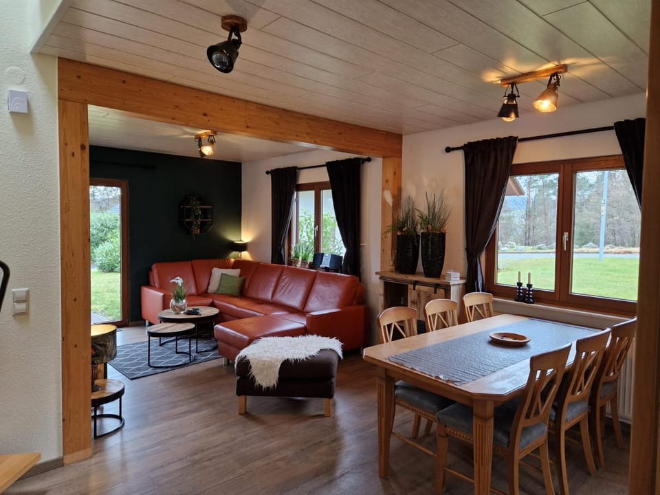 Living room, Seating area, Dining area