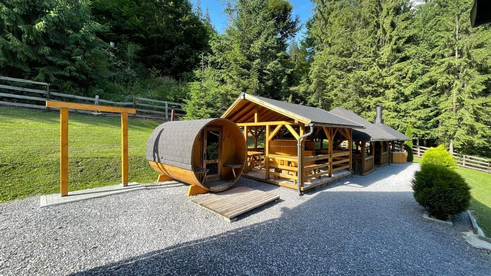 Garden, Sauna