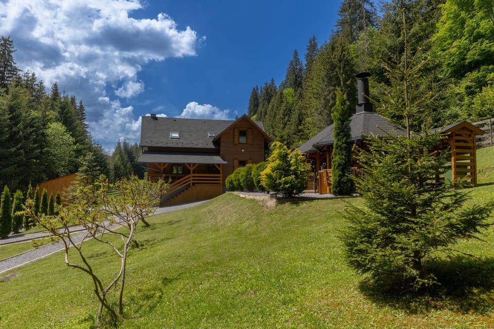 Paltán Vendégház House in Romania