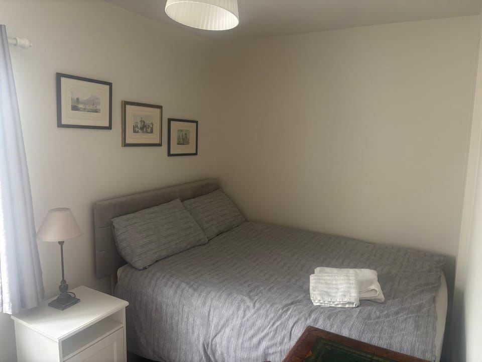 The Hardy Room Vacation rental in Windsor