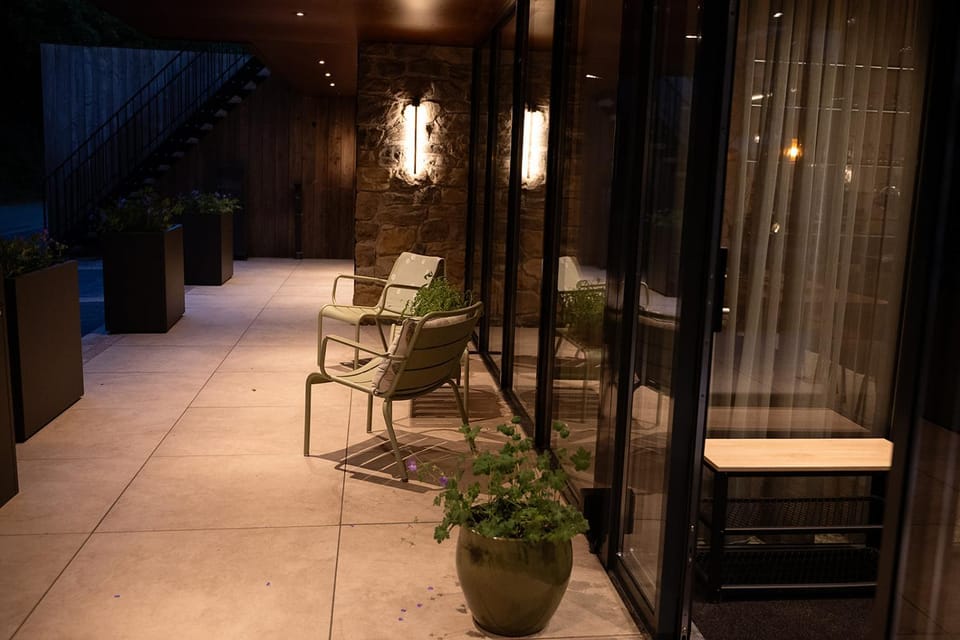 Property building, Facade/entrance