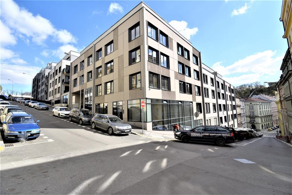 Property building, Street view, Location, Parking