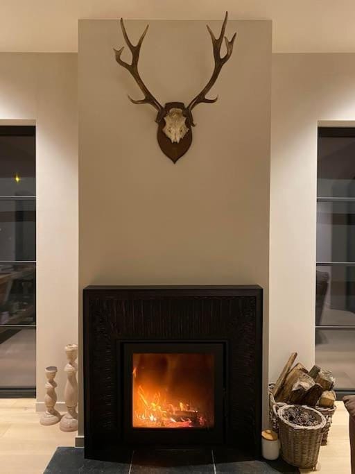 Communal lounge/ TV room, flat iron