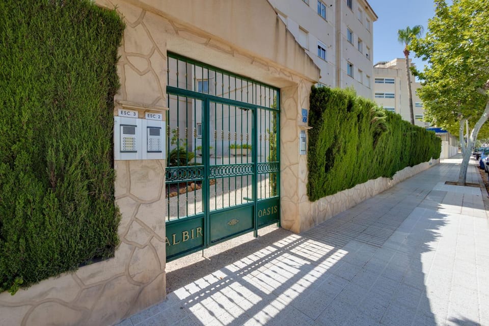 Apartamentos Oasis Apartment in Marina Baixa