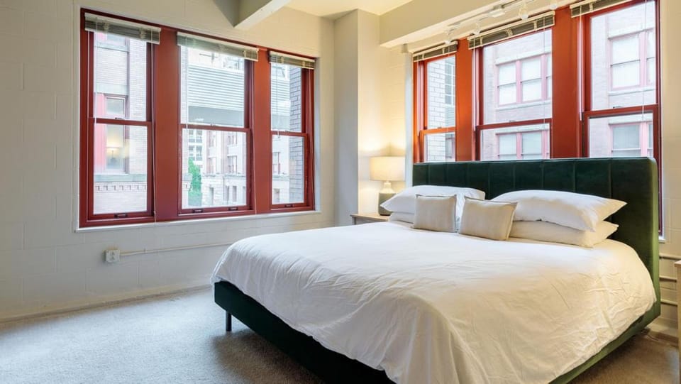 Landing - Modern Apartment with Amazing Amenities (ID1613X37) Apartment in Pittsburgh