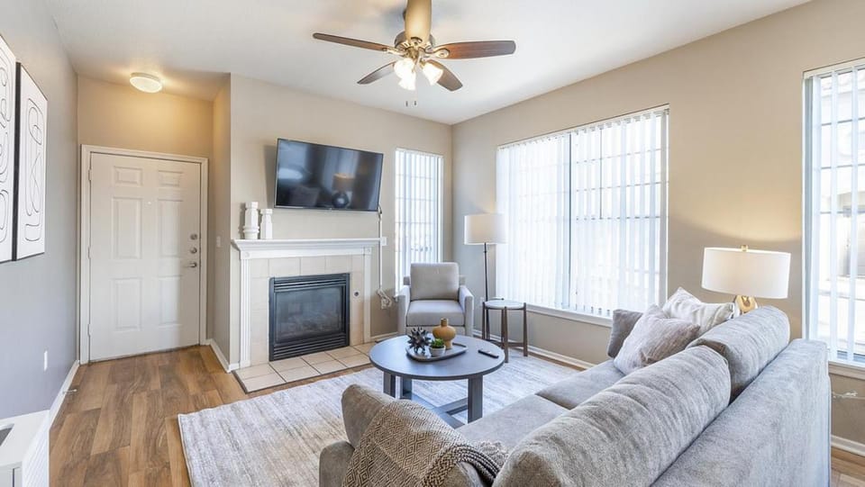 Landing - Modern Apartment with Amazing Amenities (ID1006X02) Apartment in Chandler