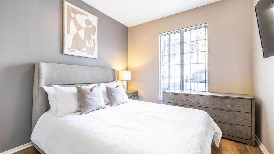 Landing - Modern Apartment with Amazing Amenities (ID1006X02) Apartment in Chandler