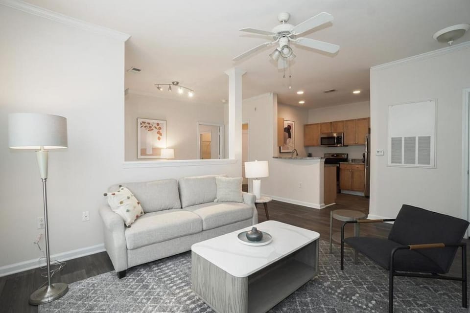 Landing - Modern Apartment with Amazing Amenities (ID2618X60) Apartment in Durham