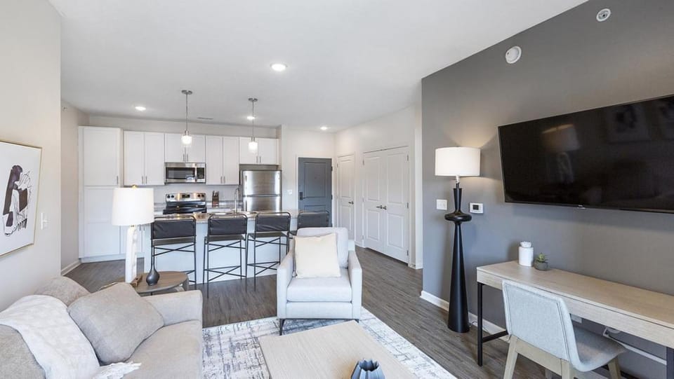 Landing - Modern Apartment with Amazing Amenities (ID8168X67) Apartment in Omaha