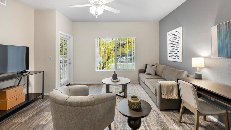 Landing - Modern Apartment with Amazing Amenities (ID7762X30) Apartment in Mesa