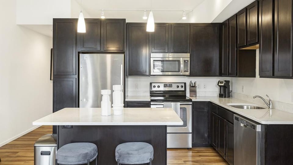 Landing - Modern Apartment with Amazing Amenities (ID8402X06) Apartment in Omaha